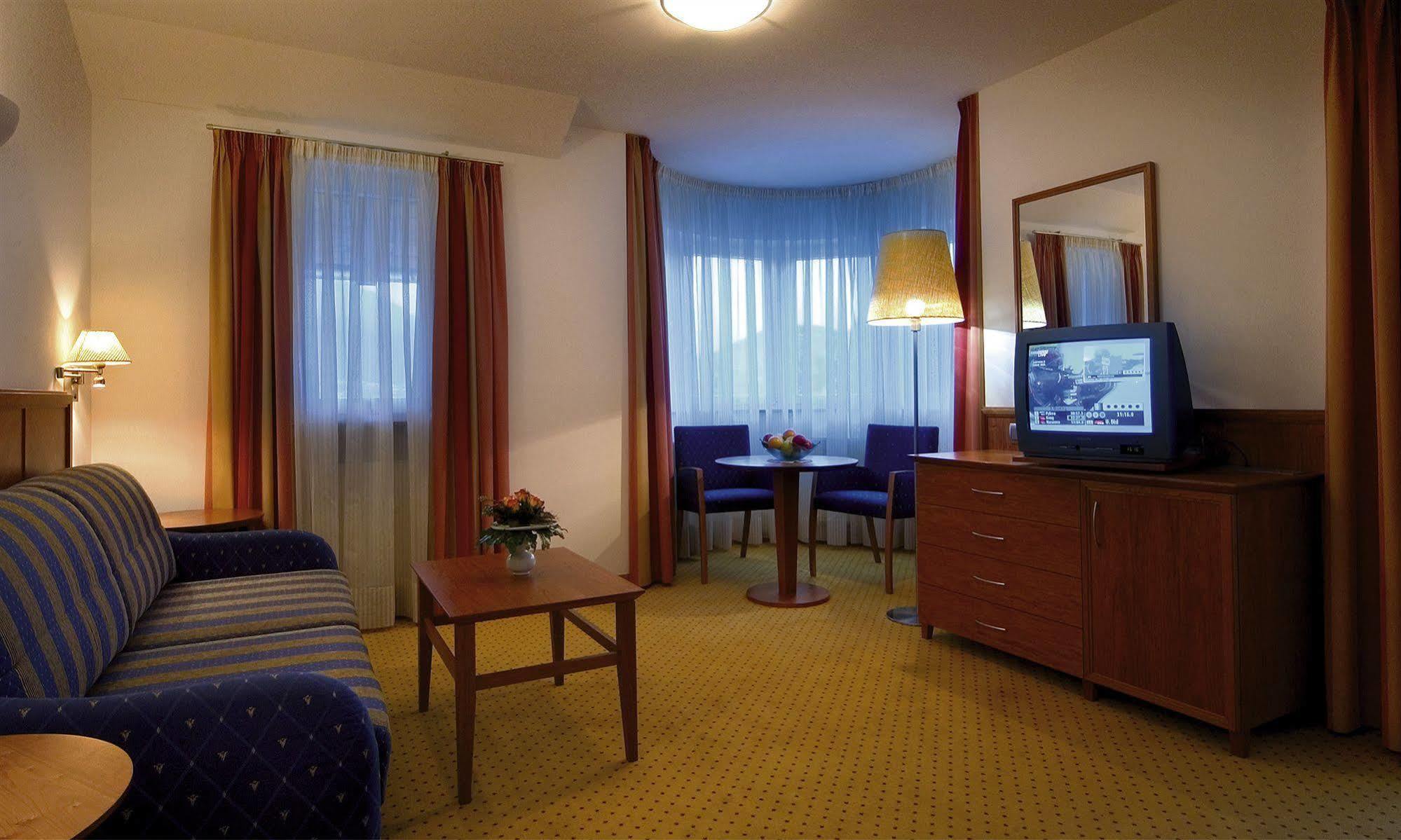 Hotel Millanderhof Брессаноне Екстер'єр фото