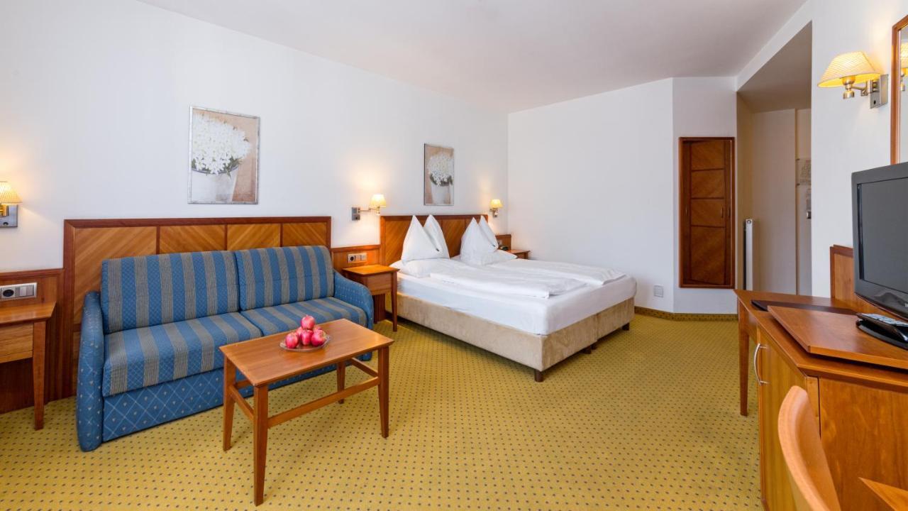 Hotel Millanderhof Брессаноне Екстер'єр фото