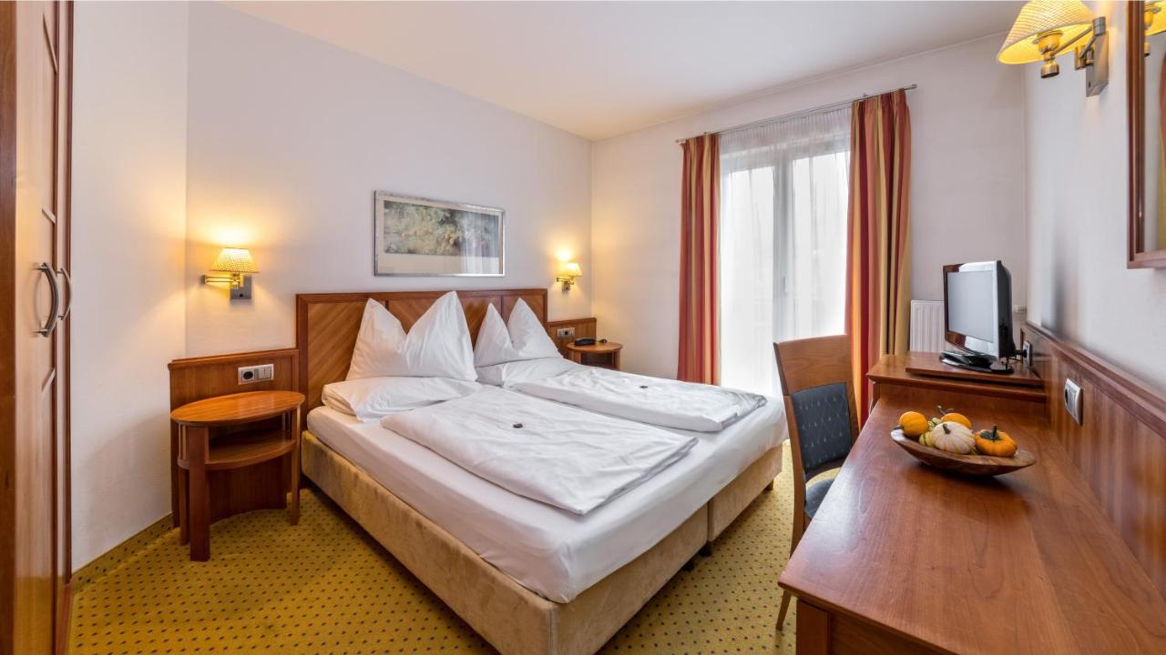 Hotel Millanderhof Брессаноне Екстер'єр фото